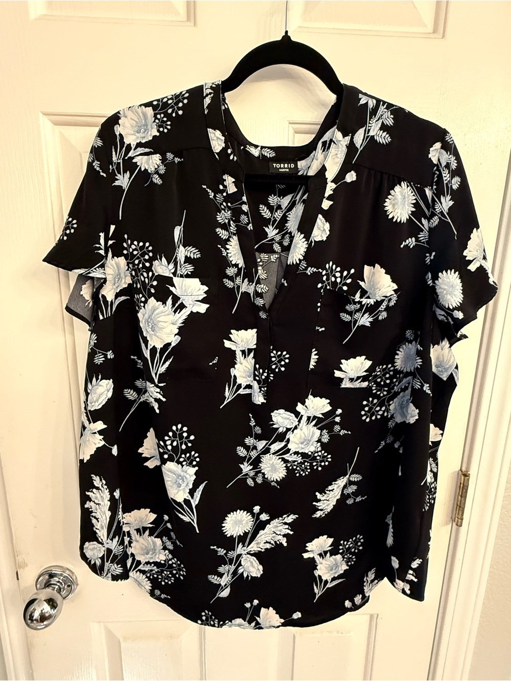 torrid Black Floral Notch-Neck Blouse
